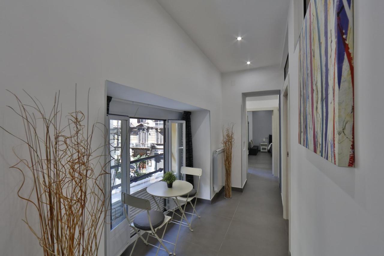 Residenza Napoli Centrale Екстериор снимка