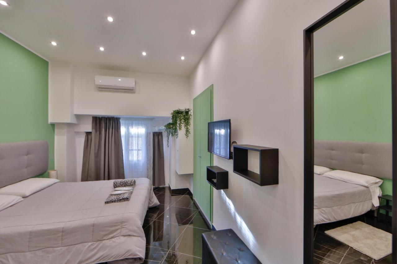 Residenza Napoli Centrale Екстериор снимка
