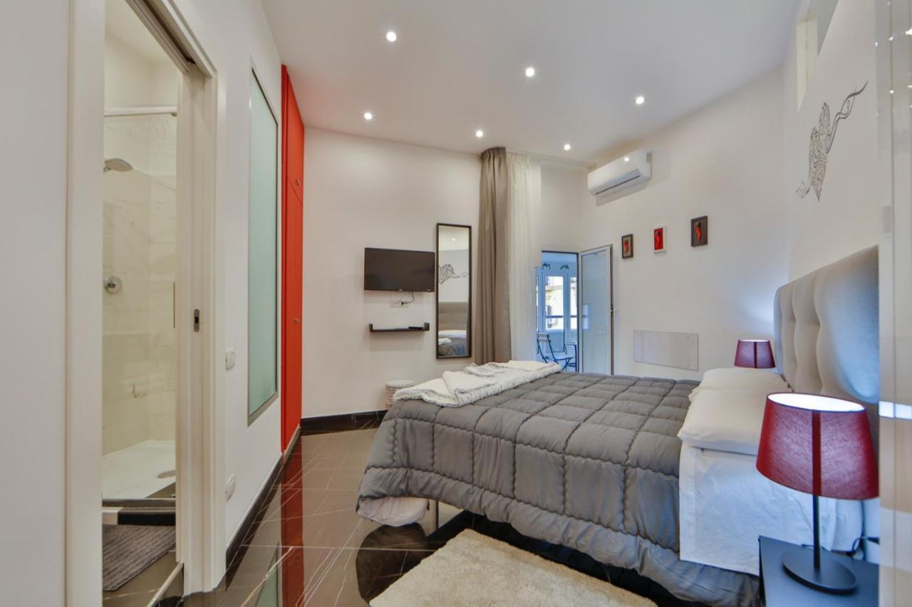 Residenza Napoli Centrale Екстериор снимка